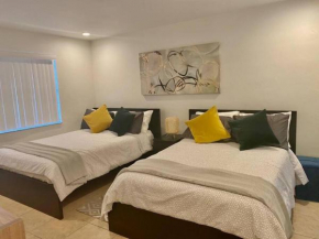 Oasis at Hollywood - Sleeps 6 - Unit 10